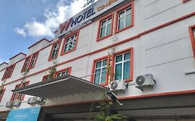 W Hotel Cemerlang